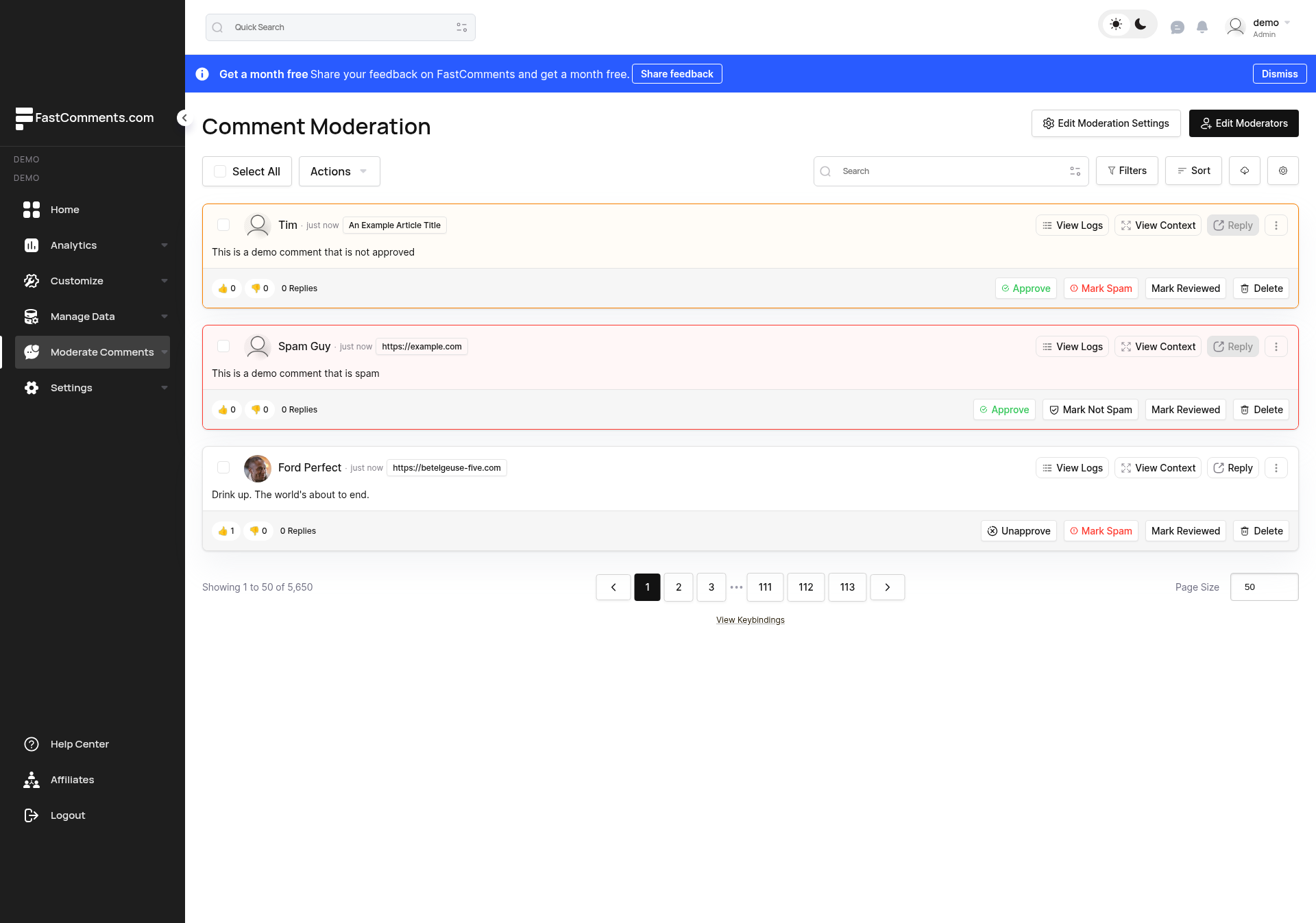 Page complète de modération des commentaires pour le compte de démonstration, affichant les filtres, la recherche et trois commentaires par page